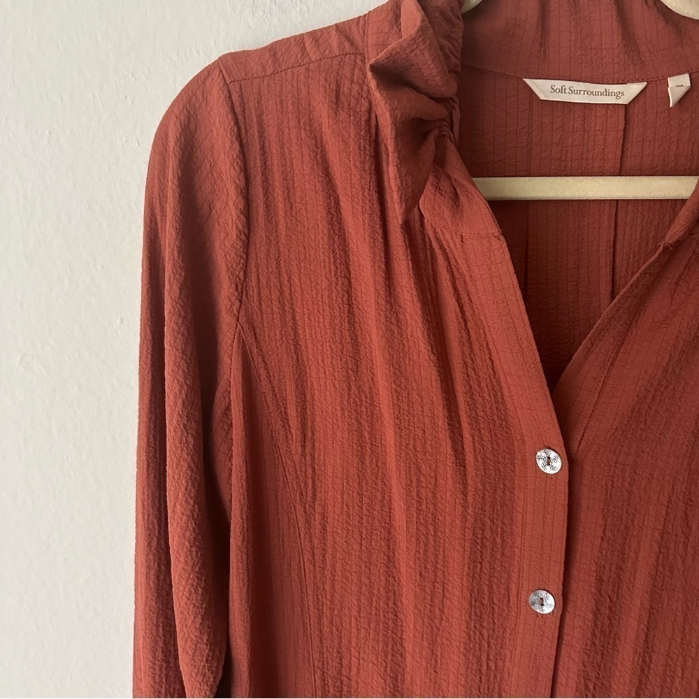 Soft Surrounding Crinkled Gauze Ruched Neck Plein Air Tunic Shirt in Orange XS - Picture 3 of 10